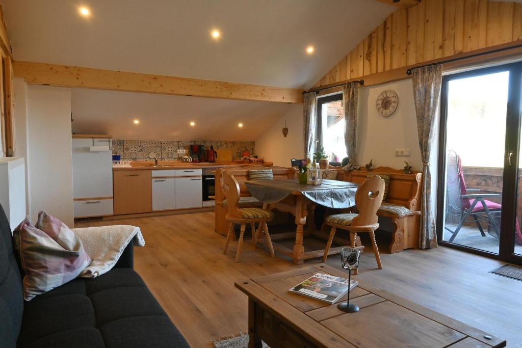 Panoramahof Ferienwohnung - 2