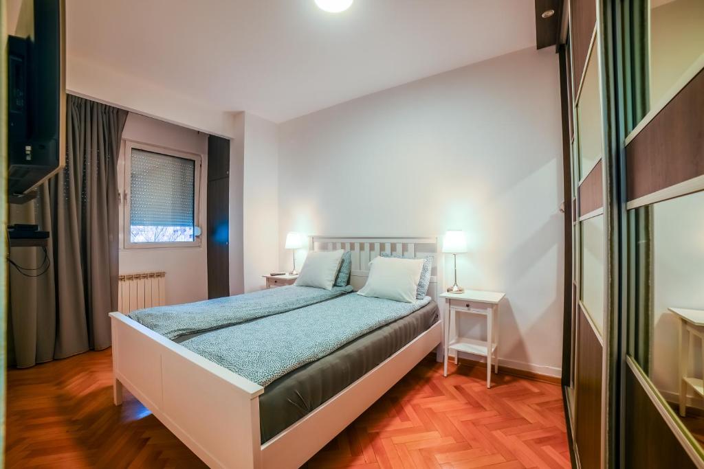 Panorama Central - Dorcol Apartment - 3