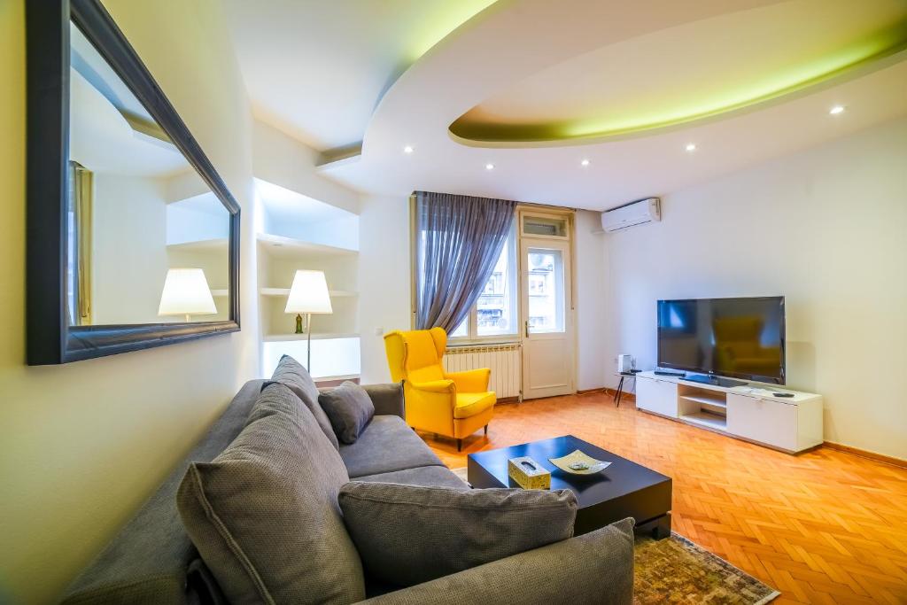 Panorama Central - Dorcol Apartment - 2