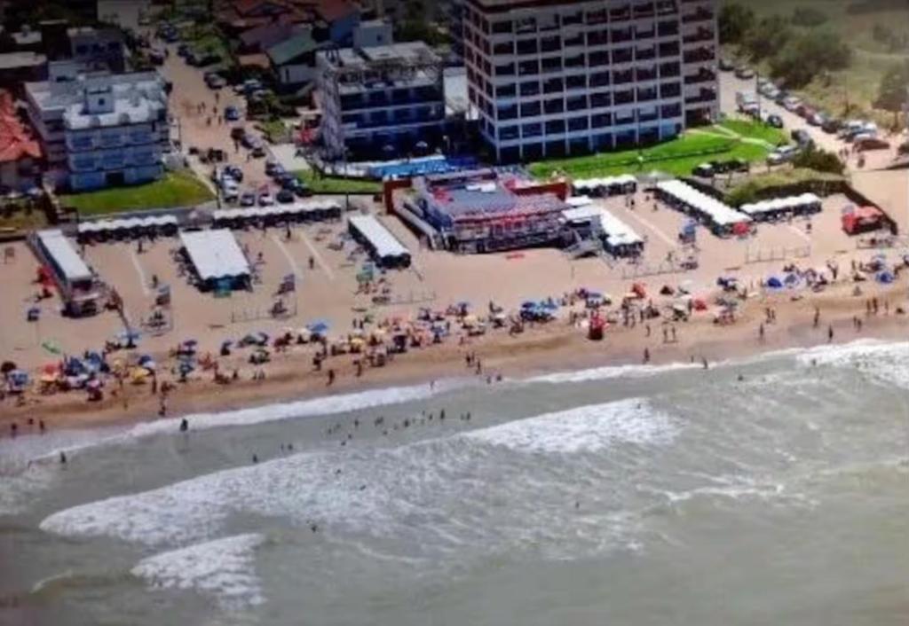 Villa Gesell frente al mar - 4