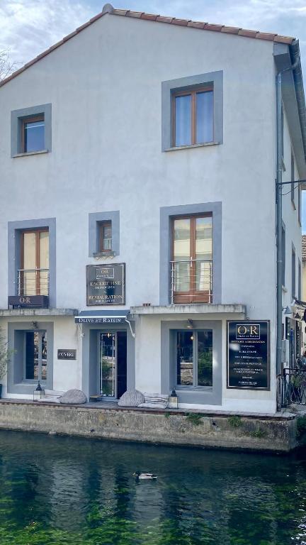 Raisin- appartement familial donnant sur la Sorgue - 3