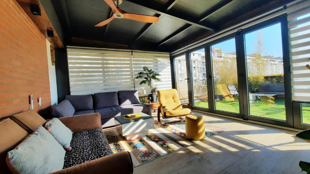 Exclusive Serviced Apartment in City Center - 1