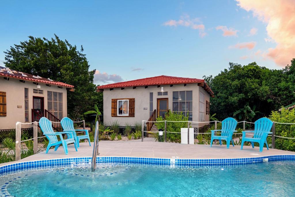 Residences at Barrier Reef Casita 4 by Stay Floreo, San Pedro