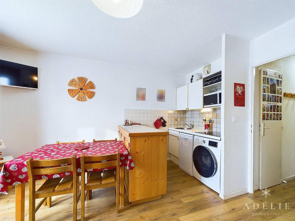 Appartement 2 Pièces Cabine, Centre Station, Proche Remontées, Terrasse Sud, 6 Pers, 2* - FR-1-398-564 - 4