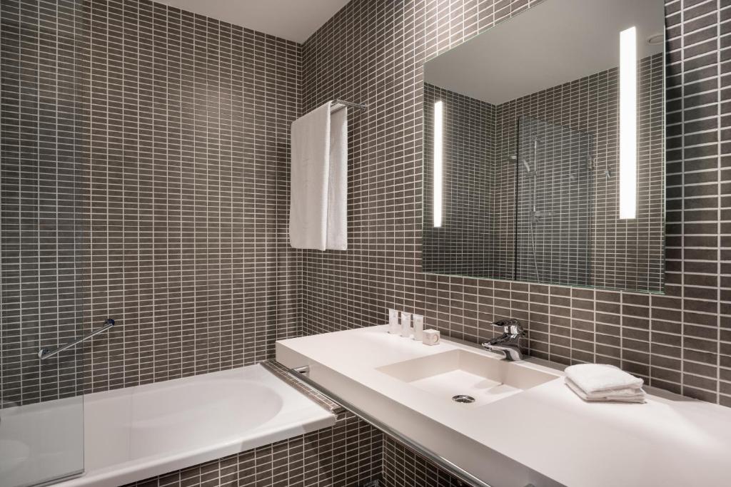 AC Hotel by Marriott Alicante - 3