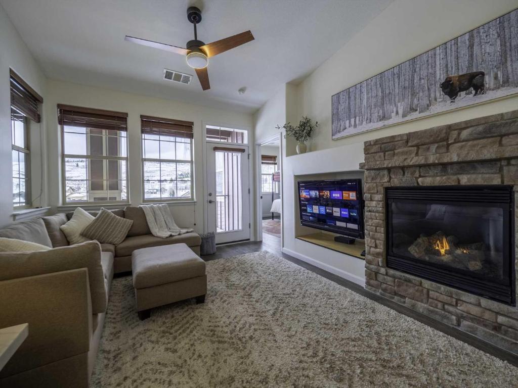 Aspen Meadows C-302, Granby