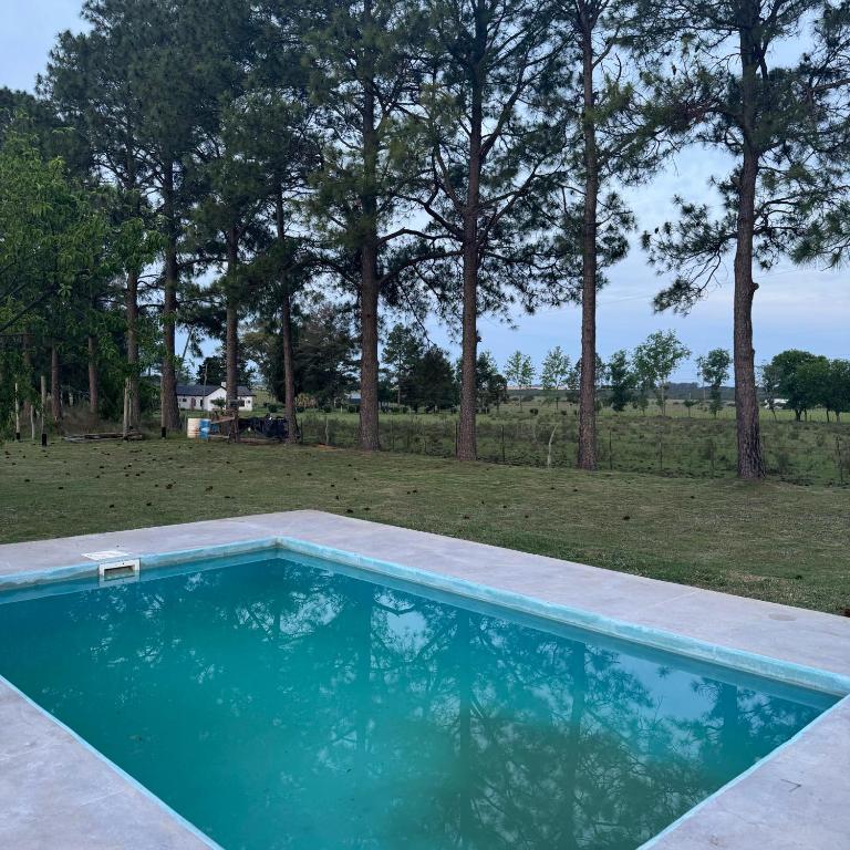 Quinta familiar con pileta y amplio parque - 5