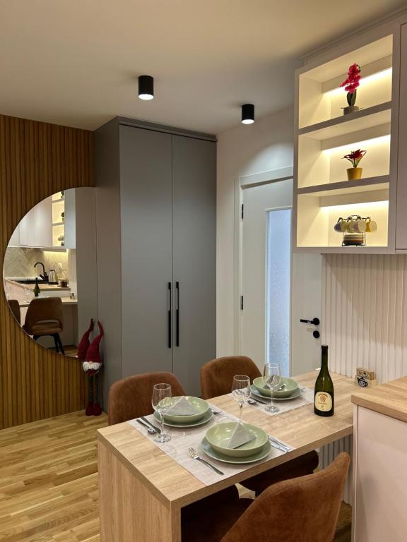 Apartmani Central 3 & Free parking garage - 4