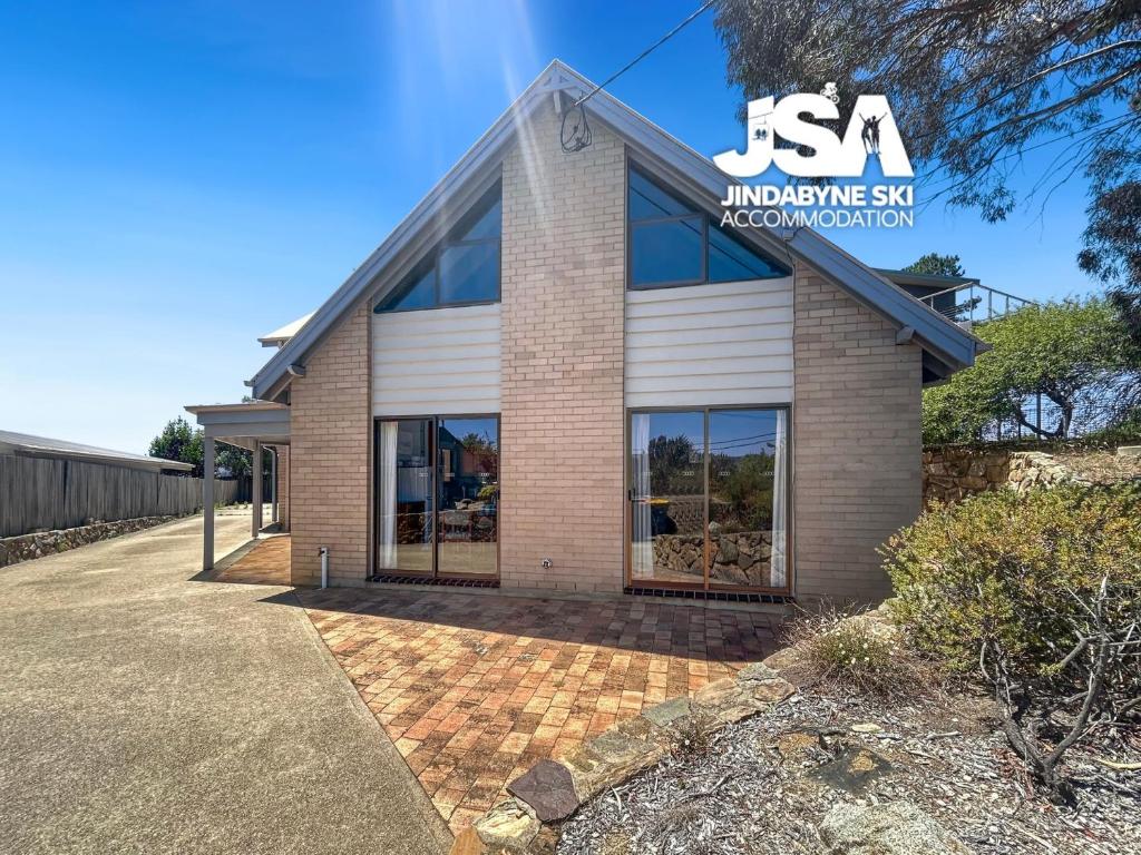 Cedar Haven, Jindabyne