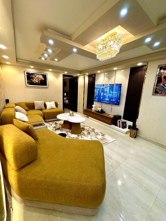 فخامة المهندسين, Káhira