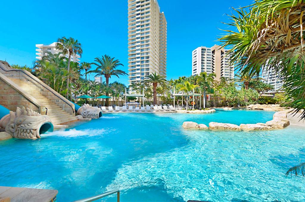 Mantra Sun City Surfers Paradise