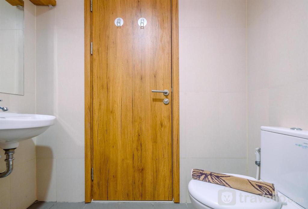 Elegant Studio Apartment at Gateway Park LRT JatibeningCity By Travelio, Bekasi