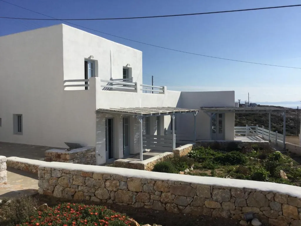 Makares, hotel in Donoussa