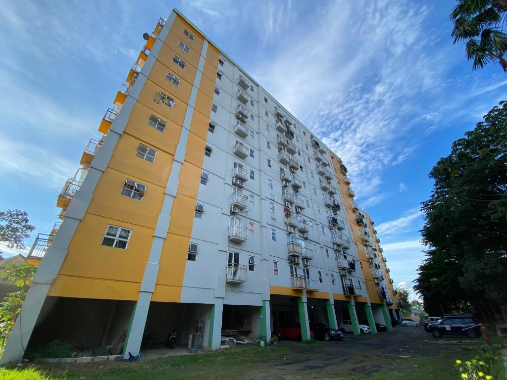 Comfort 2BR at Bogor Mansion Apartment By Travelio