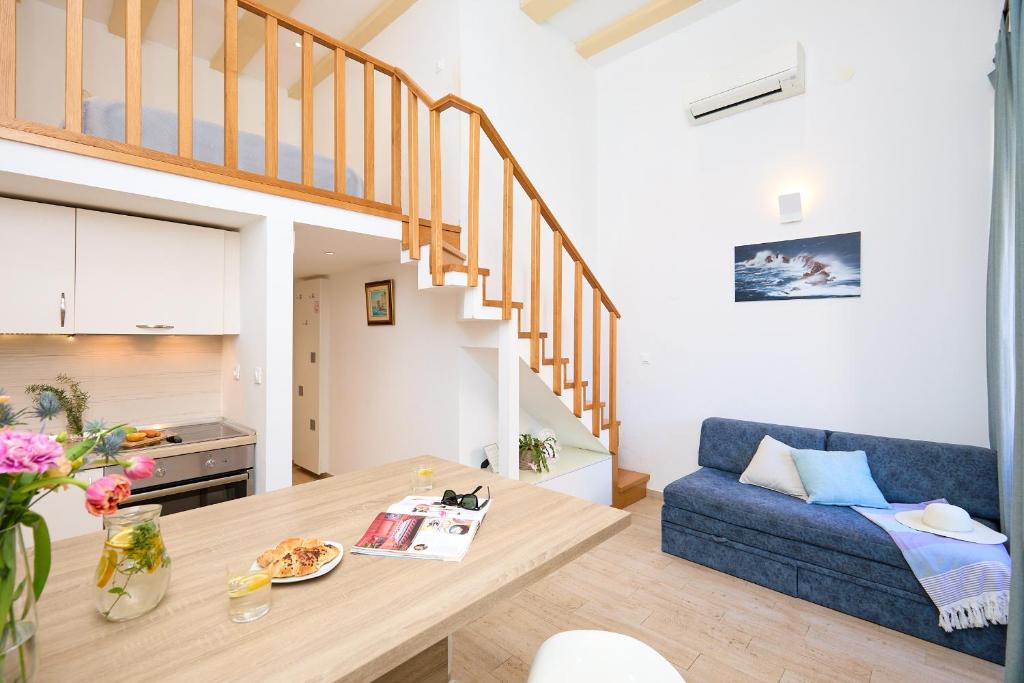 Stone Whisper 1, Dubrovník