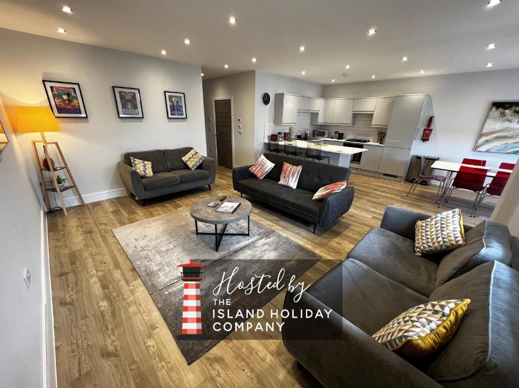 Colonels Apartment-Ground Floor Beach Front Apartment in Sandown, Sandown