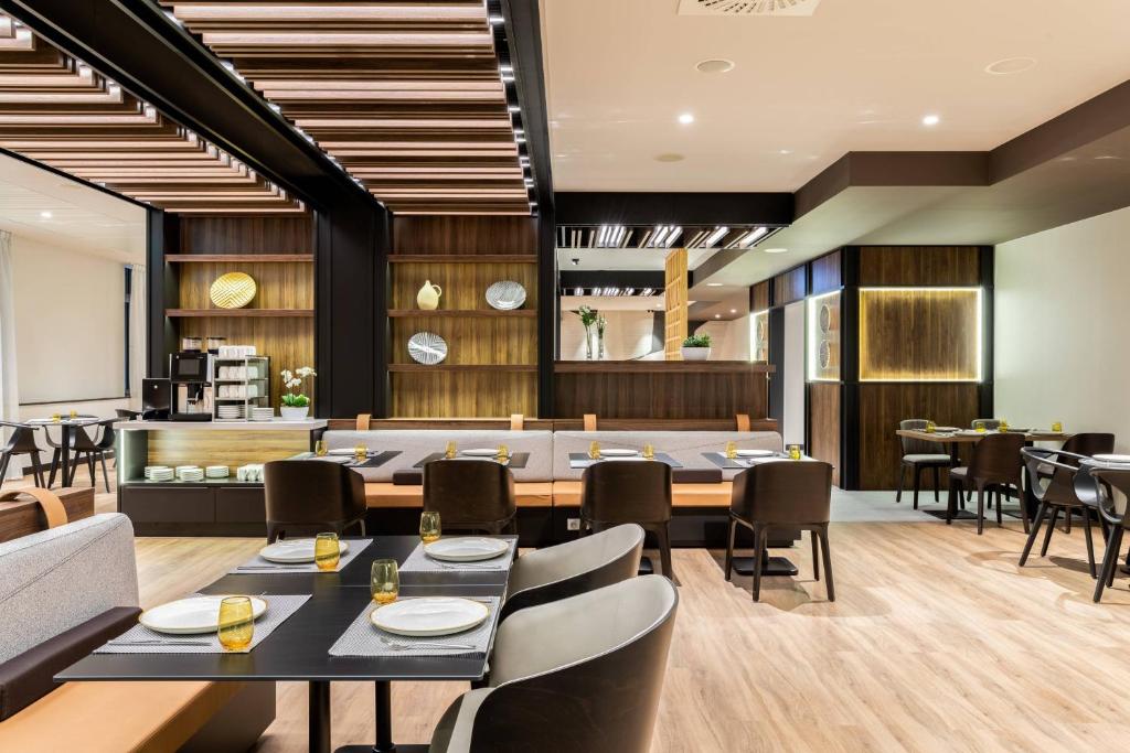 AC Hotel Bratislava Old Town キッチン