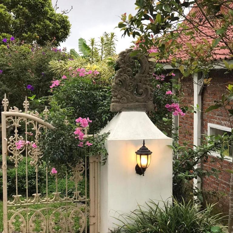 green slope villa glamping