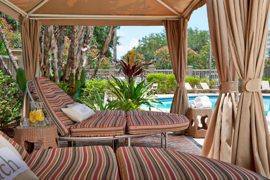 Swimming pool, Renaissance Orlando Airport Hotel in Orlando (FL)