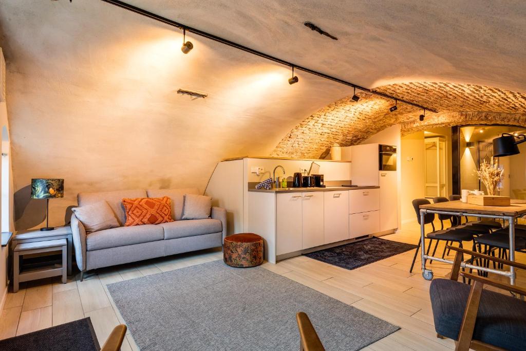 4P Unique canal apartment A Location in Utrecht, Utrecht