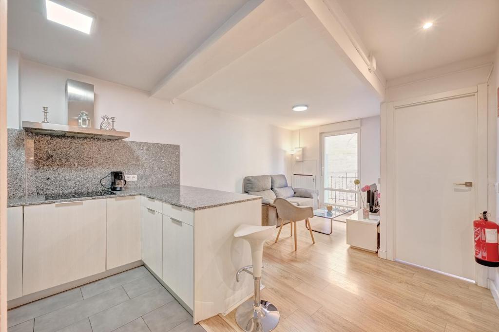 Zure Etxea by clabao, Pamplona