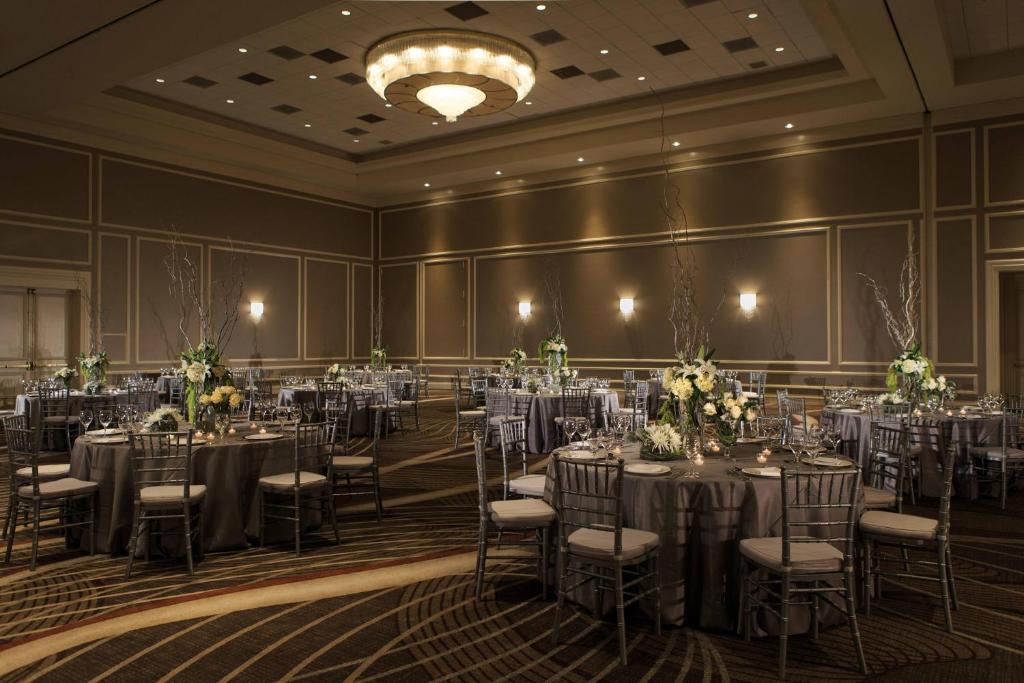 Sala de reuniões / Salões de baile