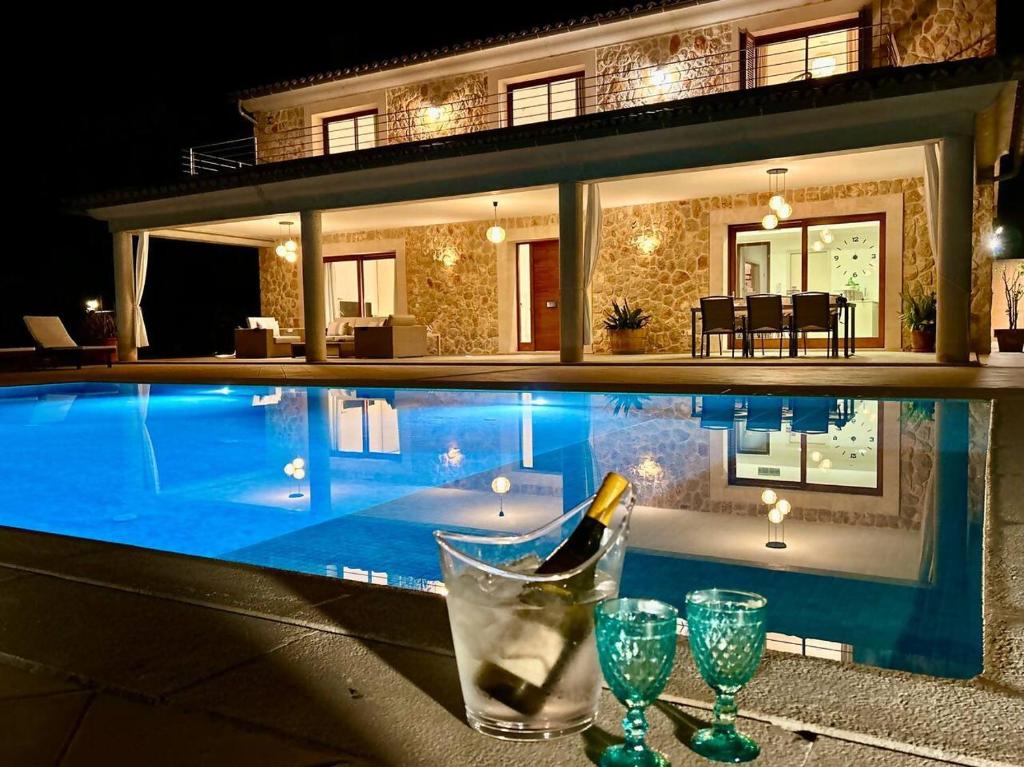 Ca'n Mutxo, vistas increíbles, piscina y barbacoa, Selva