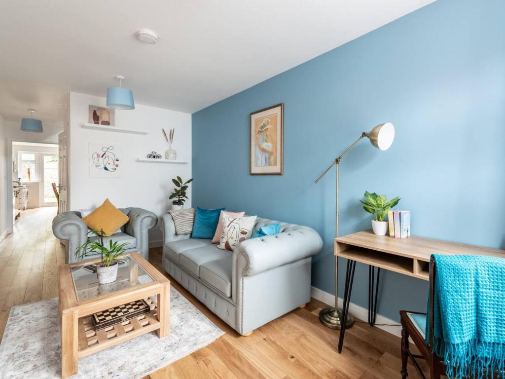 Pass the Keys Modern 3 Bed Parking in Oxford nr. JR Hospital, Oxford