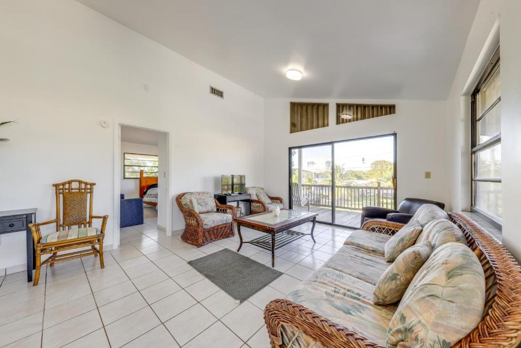 Half Mi to Marina Apt with Pool Access in Key Largo, Key Largo