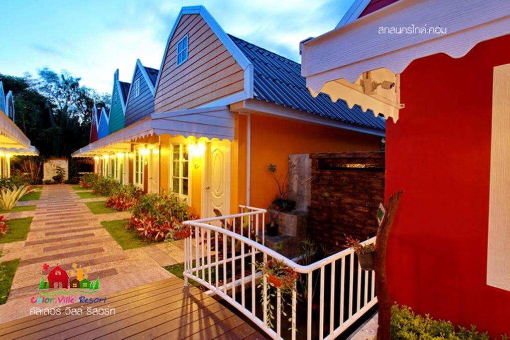 The Color Ville Hotel