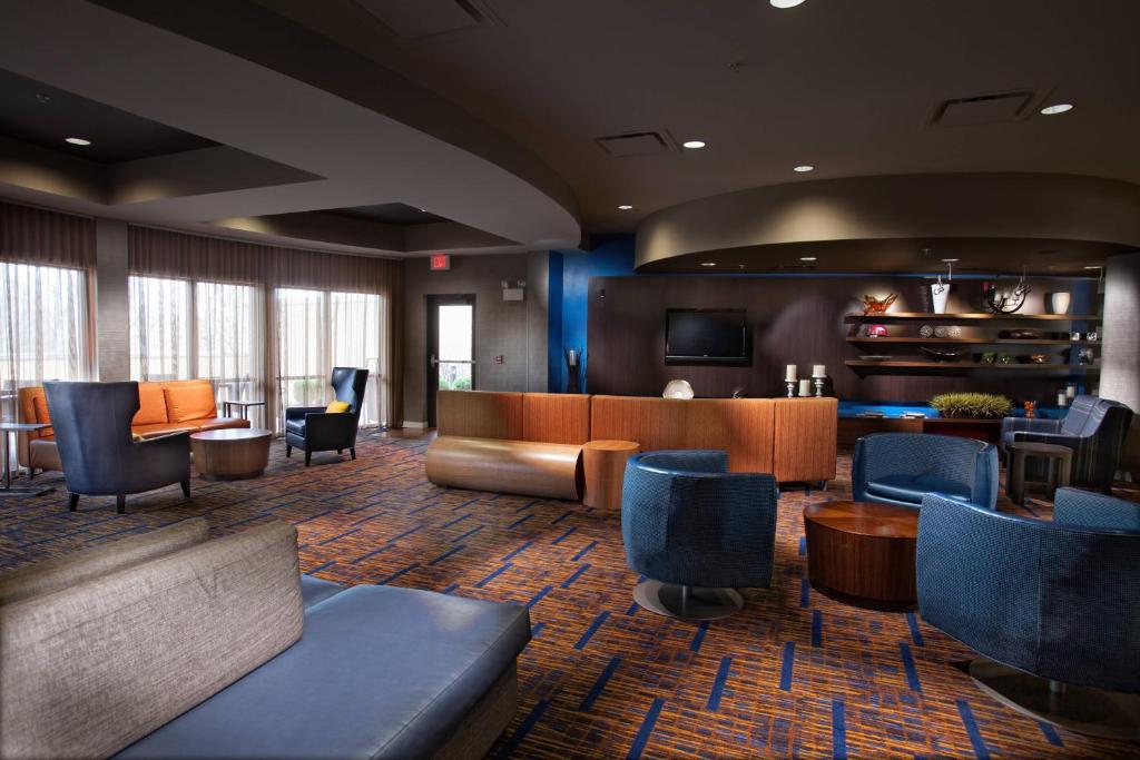 Courtyard by Marriott Fayetteville, Fayetteville
