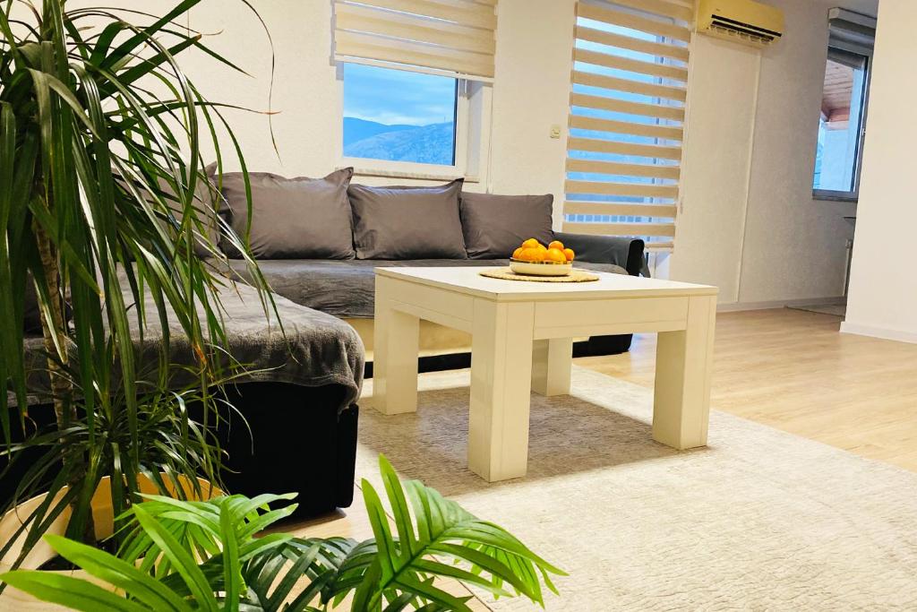 Farah Apartment - 1
