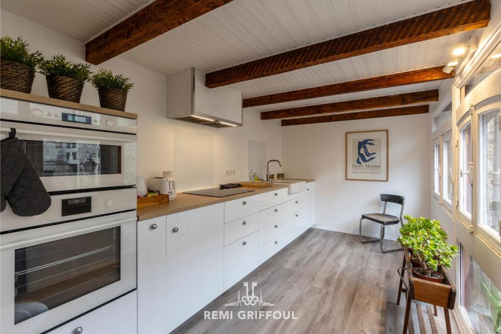 Fenêtres sur cour 3 Duplex in the Heart of the City Center 4 Guests - 2