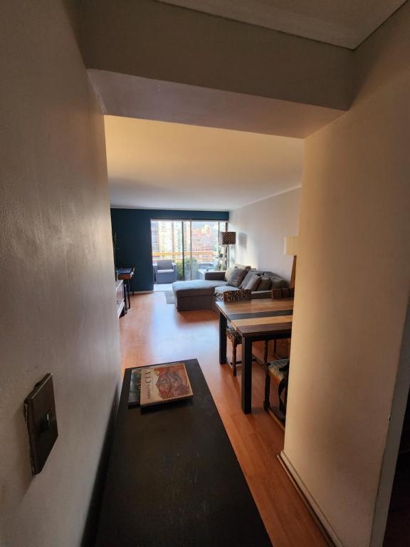 private room and bathroom in perfectly located apartment - 5