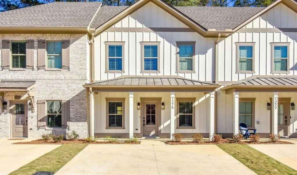 Tiger's Tail in Auburn, Auburn