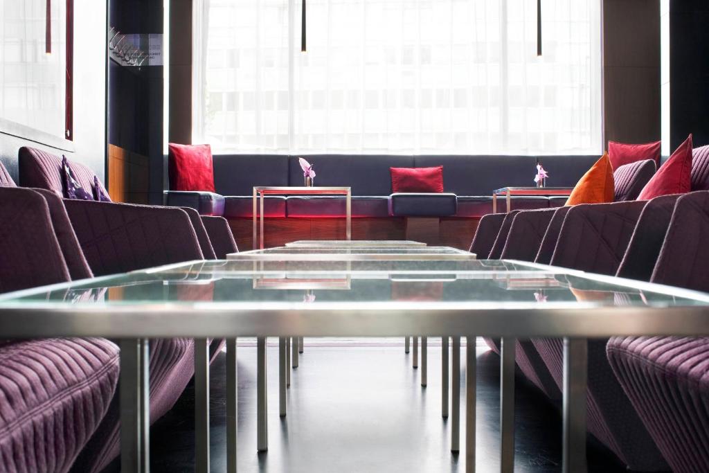 Hotel Dining
