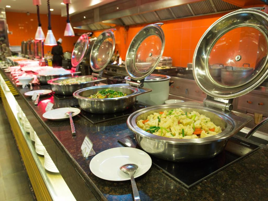 طعام و مشروبات