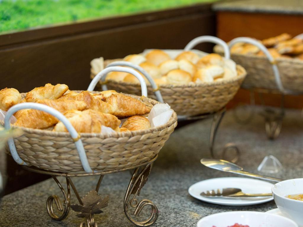 طعام و مشروبات