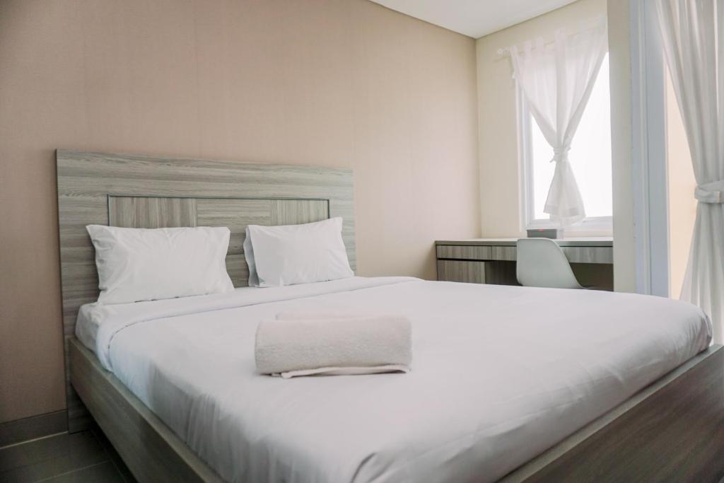 Simply and Comfortable Studio Apartment B Residence By Travelio, Tangerang