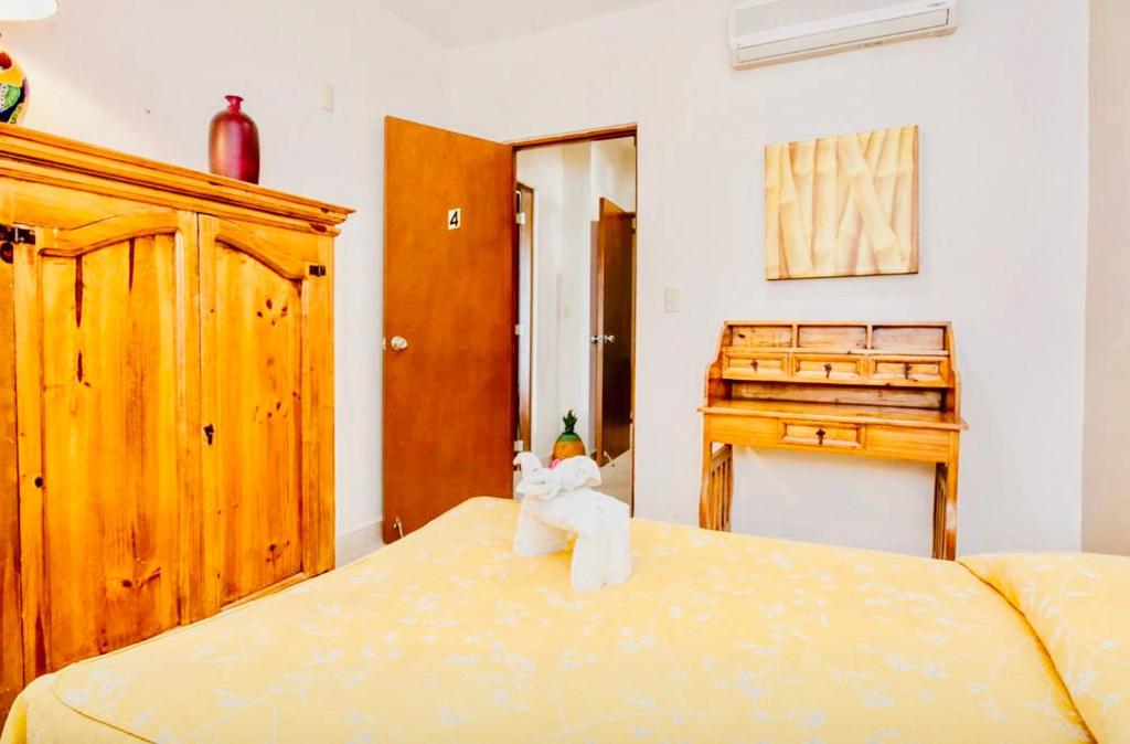 Deluxe Family Comfort Balcony Room with Pool Playacar Ii - 4