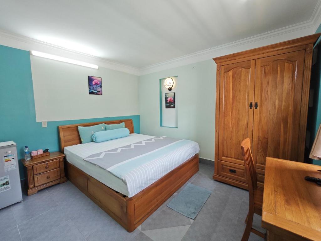 Winter Spring Homestay