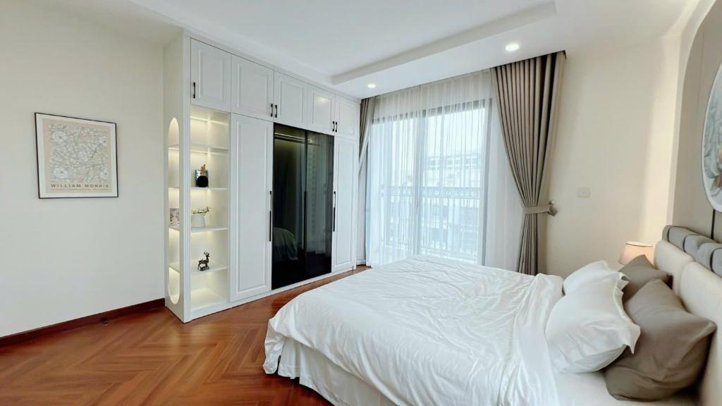 Vinhomes Time City Luxury Apartment in Ha Noi
