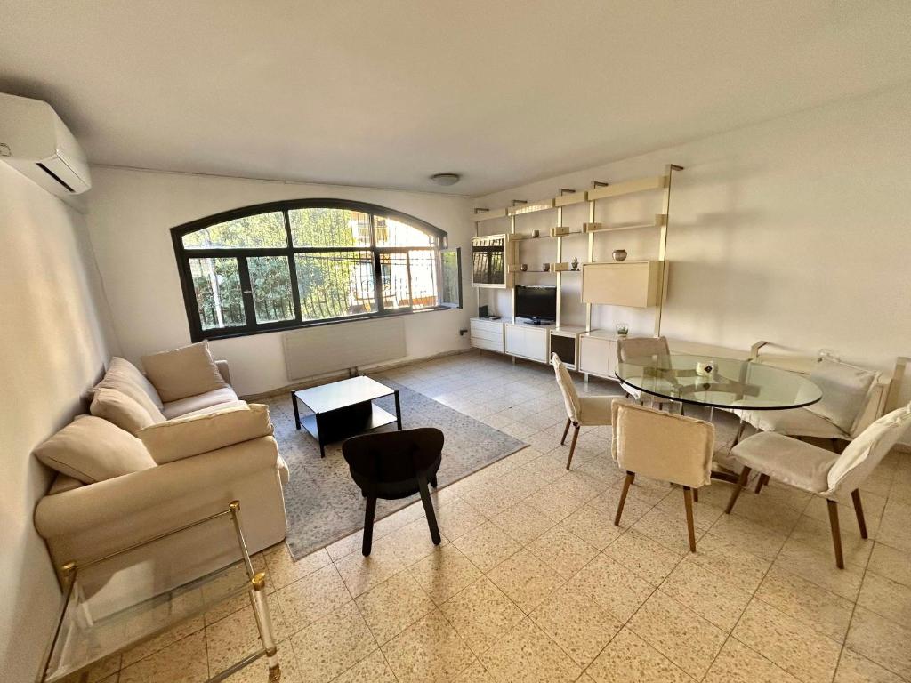 4BR Best Location in Jerusalem, Jeruzalém