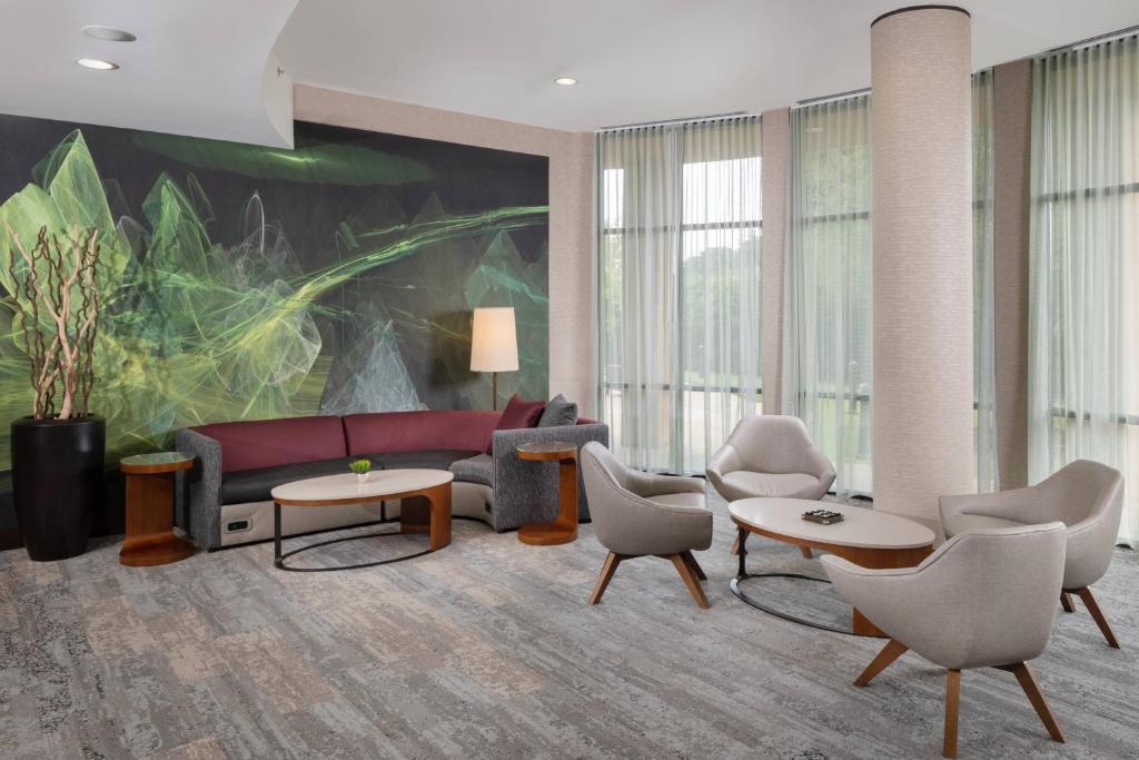 Courtyard by Marriott Anniston Oxford, Oxford