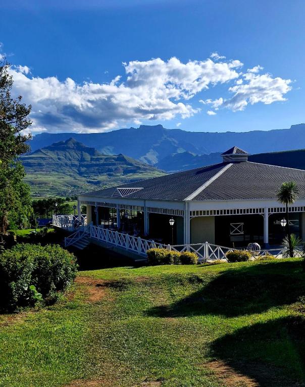 Restaurant, Mont Aux Sources Hotel in Clifford Chambers