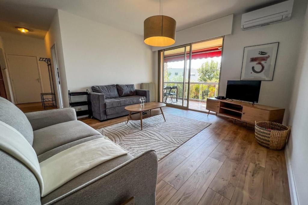 Carla - vue mer clim wifi parking - by TGB, Ajaccio