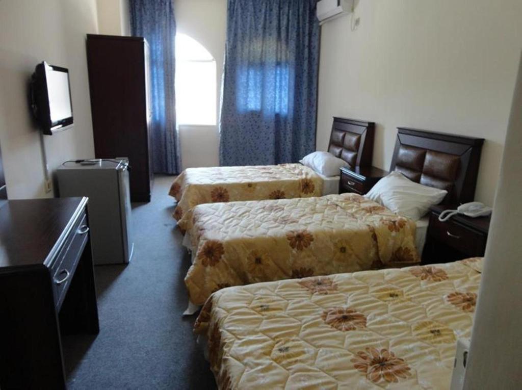 Kahramana Hotel photo