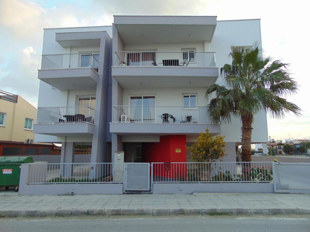 Никосия салоны красоты. Йери гостиница. Часовня saint ilyas cyprus. Идалион. Дали кипр.