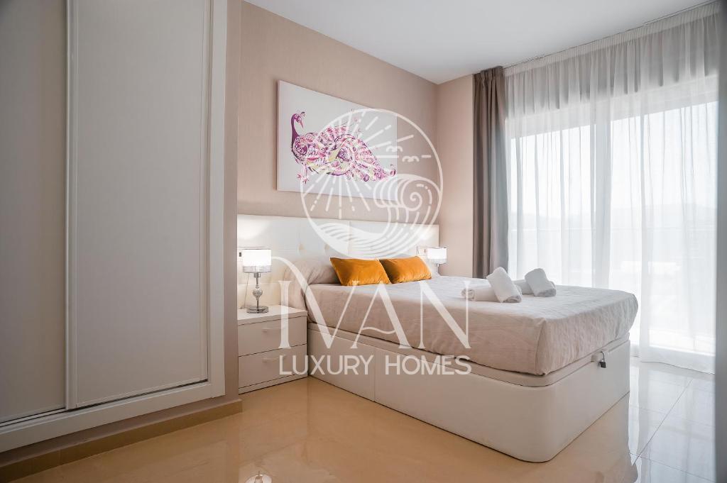 Casa Eveline Ivan Luxury Homes 3ªPlta Sur 1ªLinea - 3