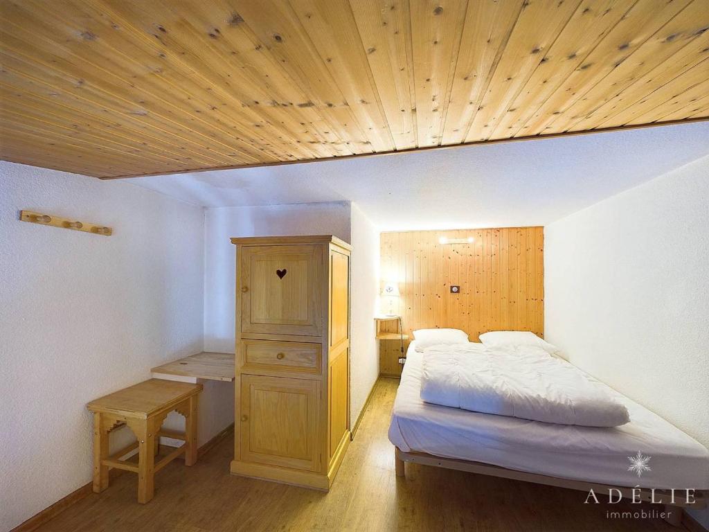 Studio mezzanine cosy, 4/5 pers, à 80m des pistes, balcon, TV/DVD, kichenette équipée - FR-1-398-553 - 4